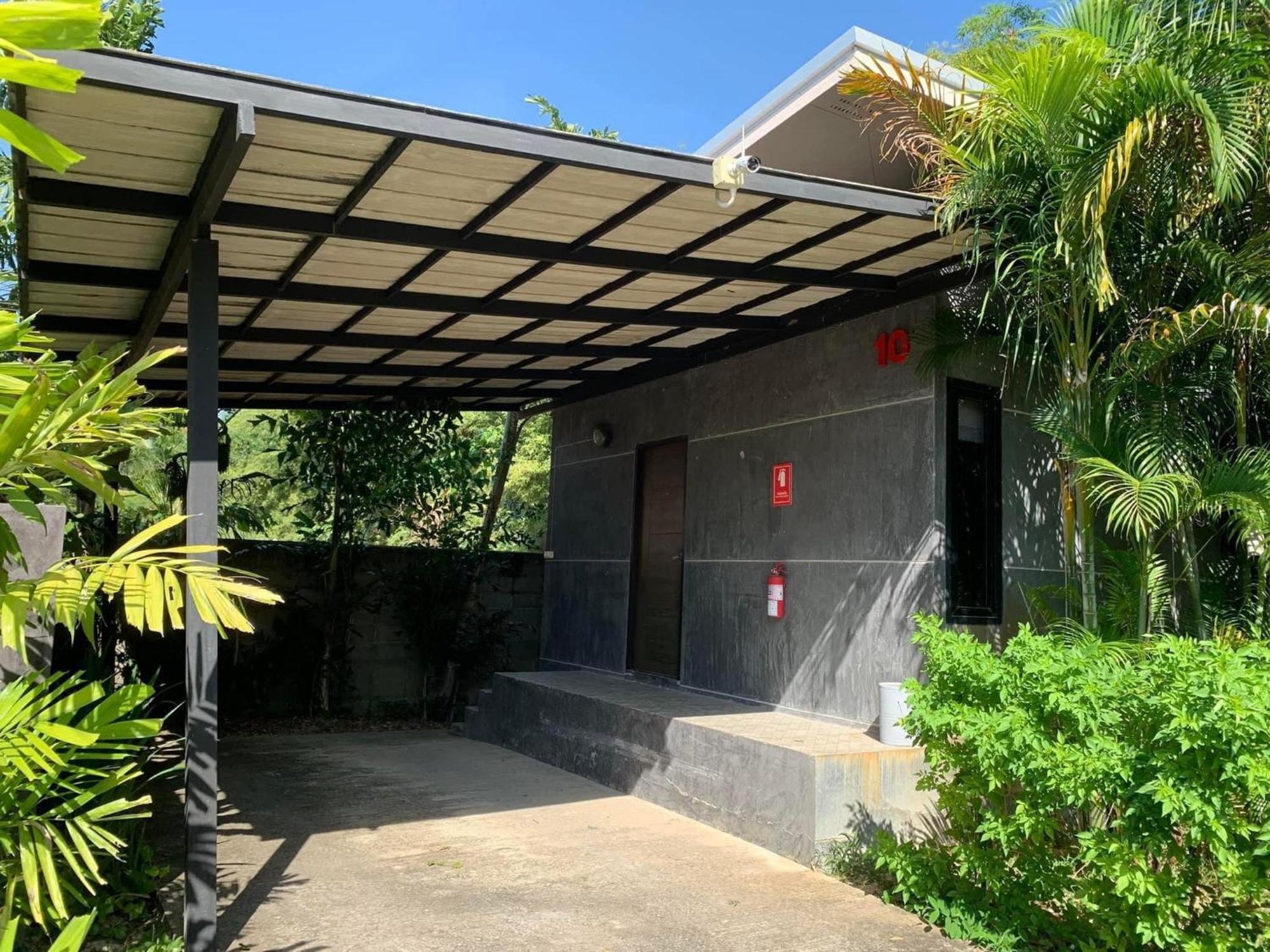 Sisaket 优斯凯特旅馆酒店 外观 照片